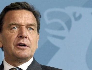Ο Γκέρχαρντ Σρέντερ επανεξελέγη πρόεδρος του Διοικητικού Συμβουλίου της ρωσικής πετρελαϊκής εταιρείας Rosneft